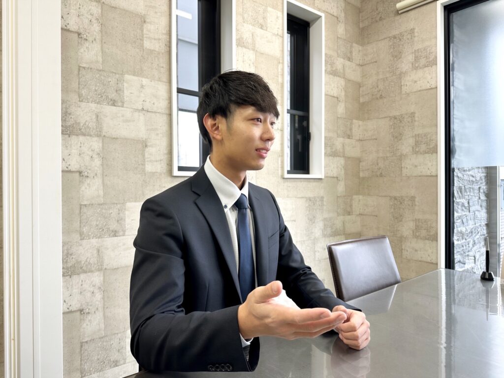 服部　優志